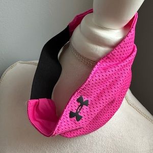 Under Armour head band. Never worn